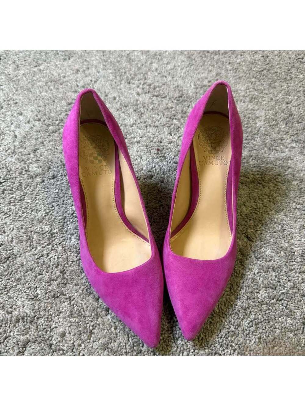 Vince Camuto Fusha Suede Pumps size 7.5